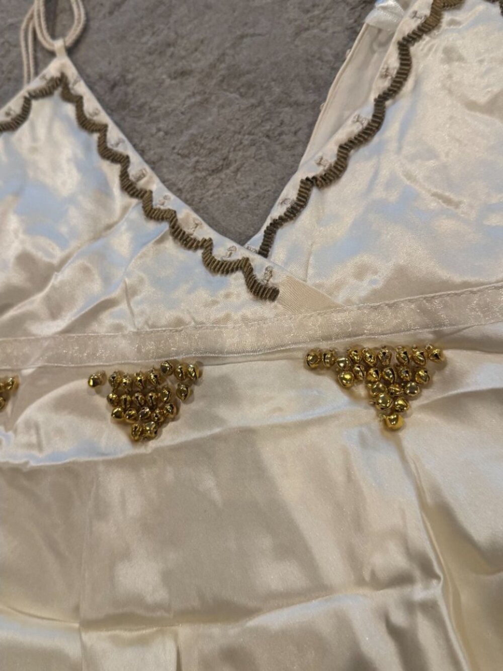 Sue Wong Silk Chiffon Y2K Handkerchief V Camisole Ivory Cream Gold Crochet Top 8 - Picture 10 of 16